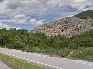 Aire de Montbrand
