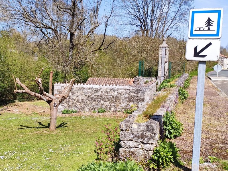 Aire du lavoir de Fondmorand